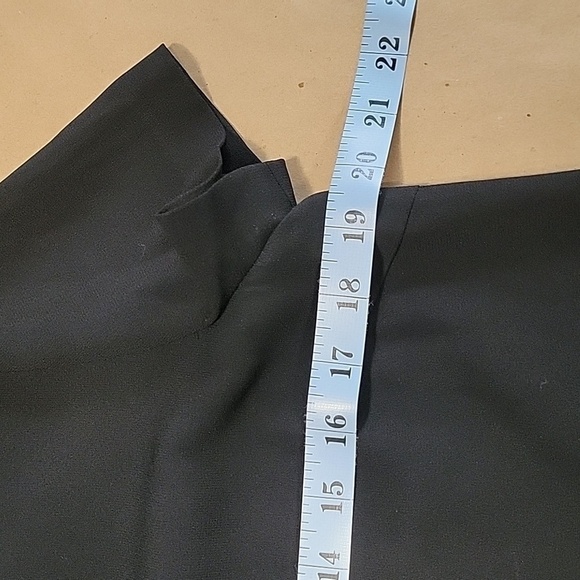 DKNY Size M Black Pointed Peter Pan Collar Shift Dress, Gently Used Condition - Picture 8 of 12